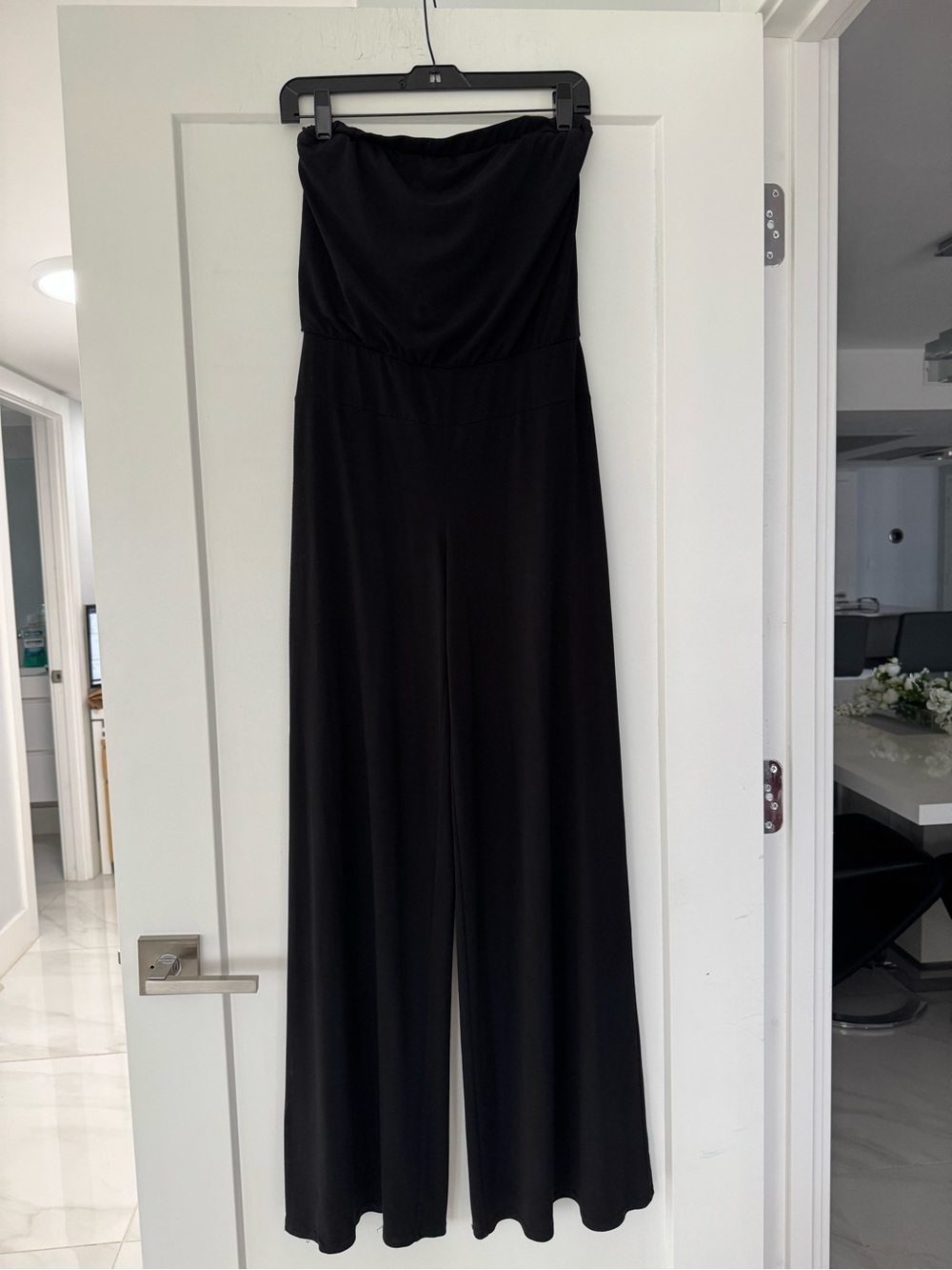 White House/Black Market Black Strapless Wide-Leg Jumpsuit. Inseam 32. XS